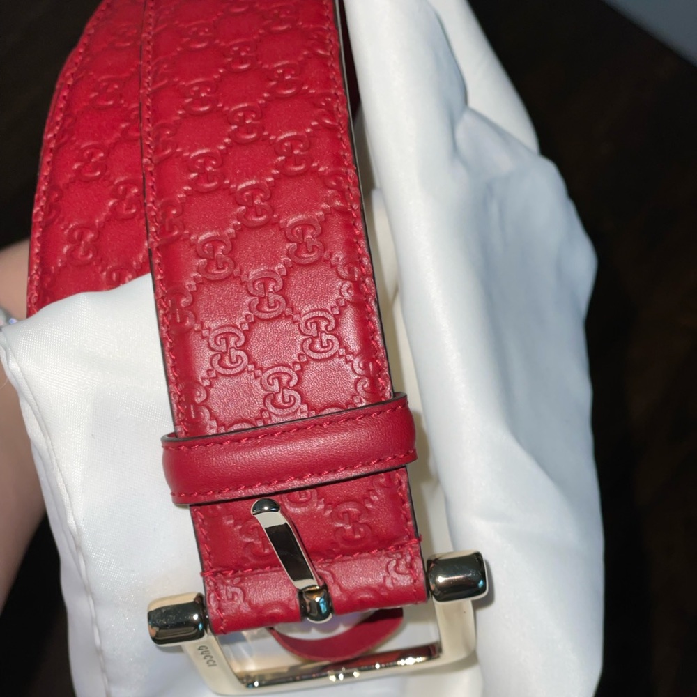 Red Leather Embossed Logo Gucci Belt